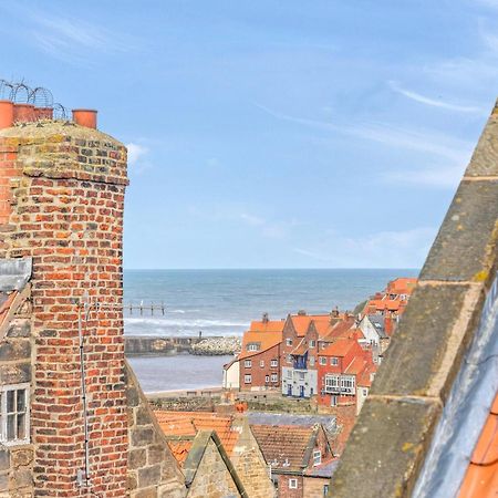Adventure House - Whitby Villa Luaran gambar