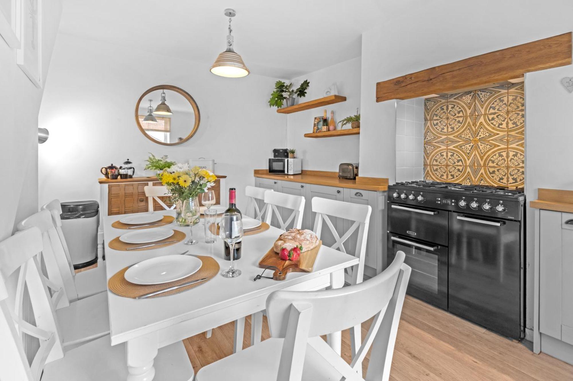 Adventure House - Whitby Villa Luaran gambar