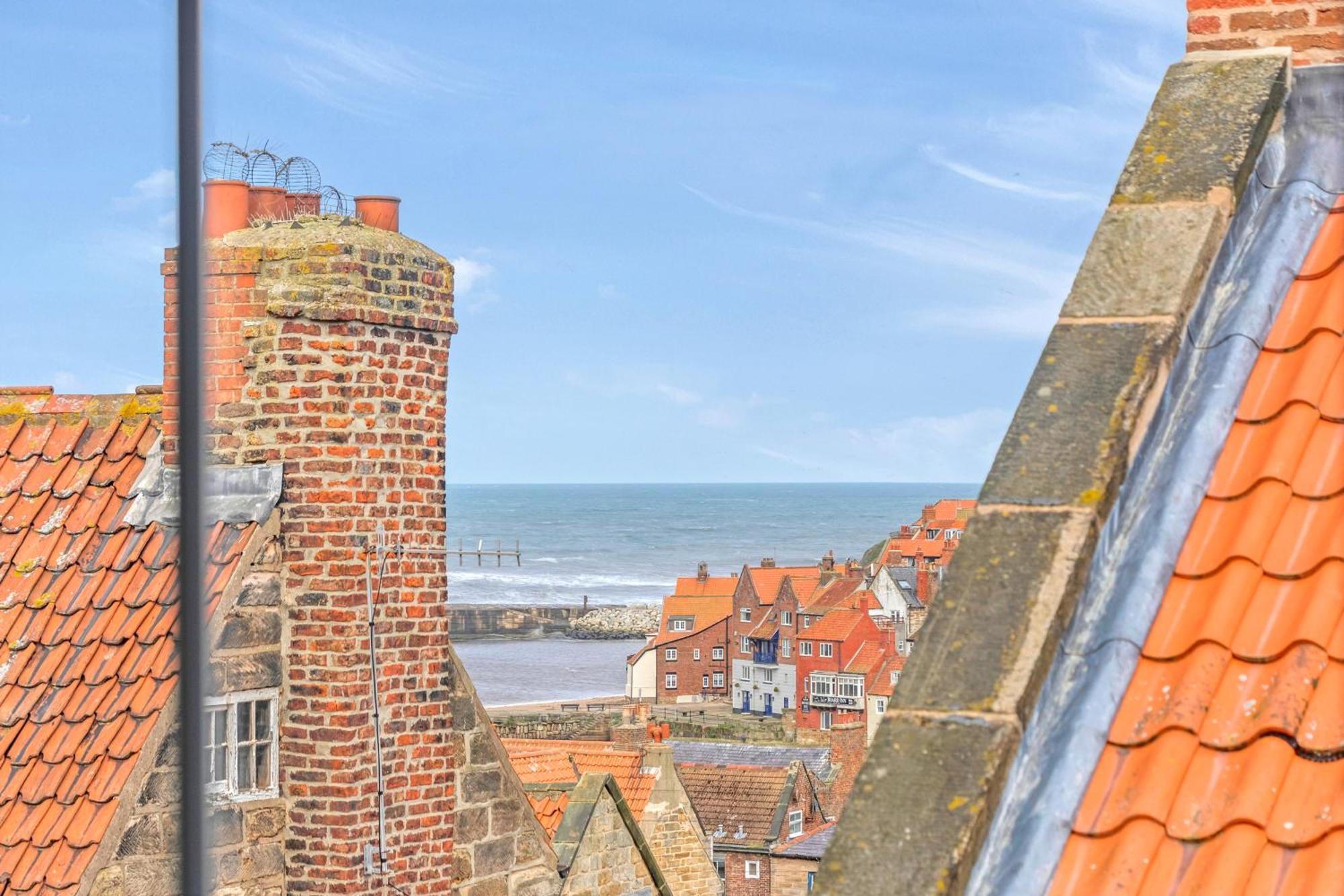 Adventure House - Whitby Villa Luaran gambar